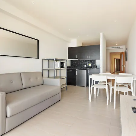 Apart Otel Xic 4*